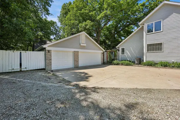 6913 NE Berwick Drive, Ankeny, IA 50021