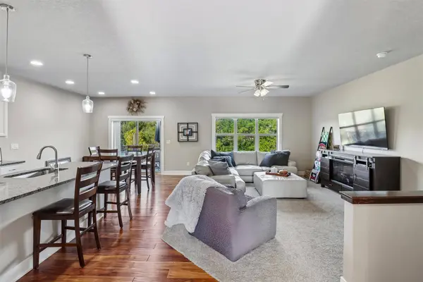 815 SE Delaware Avenue #A, Ankeny, IA 50021