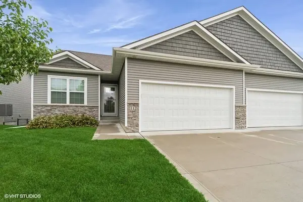 112 Hickory Way, Polk City, IA 50226