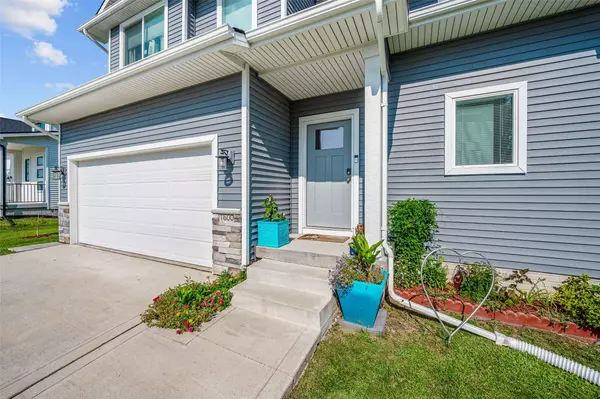 1600 E 17th Street, Norwalk, IA 50211