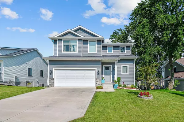 1600 E 17th Street, Norwalk, IA 50211