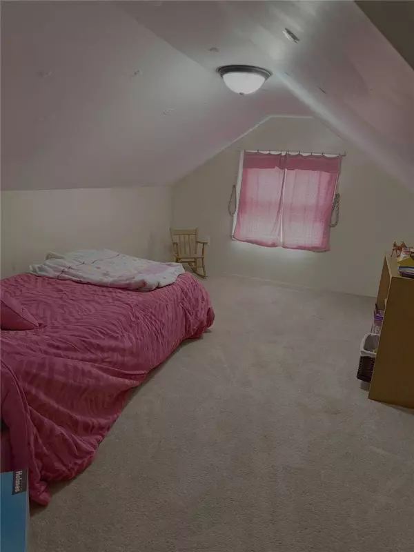 1944 SW 1st Street, Des Moines, IA 50315