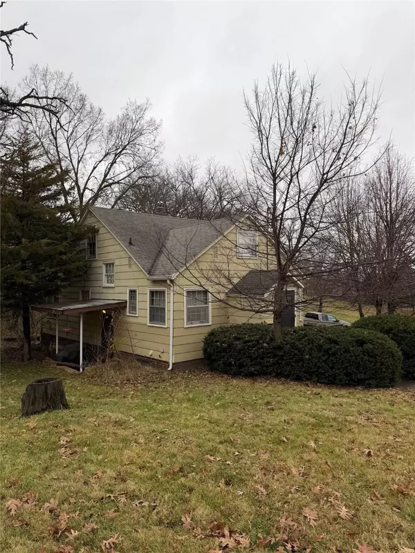 1944 SW 1st Street, Des Moines, IA 50315