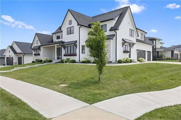 17448 Aurora Drive, Clive, IA 50325