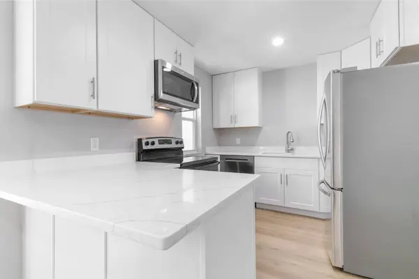 2414 Commercial Avenue, Madison, WI 53704