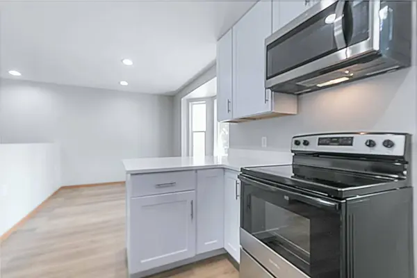 2414 Commercial Avenue, Madison, WI 53704