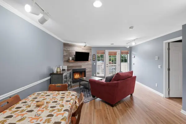 806 Kottke Drive #2, Madison, WI 53719