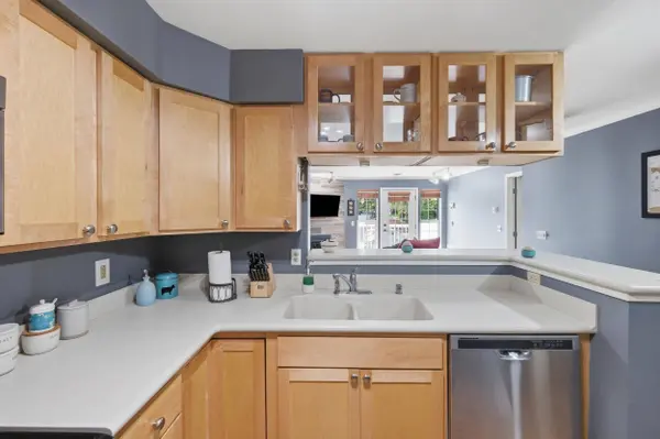 806 Kottke Drive #2, Madison, WI 53719