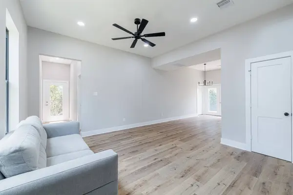 3718 Cleburne ST #A-B, Houston, TX 77004