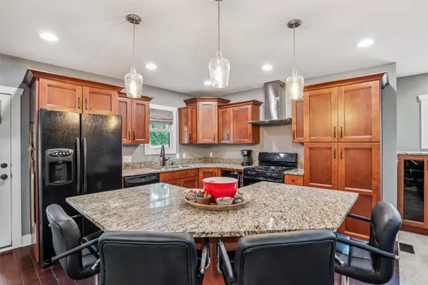 2716 53rd Street, Des Moines, IA 50310