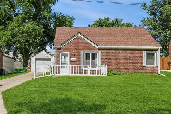 1118 69th Street, Windsor Heights, IA 50324