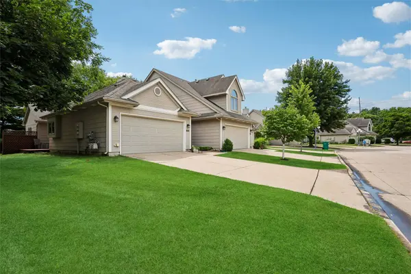 3305 Ep True Parkway #503, West Des Moines, IA 50265