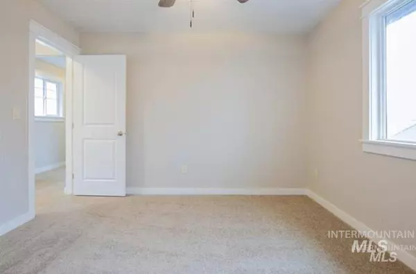 3035 N Elisha Ave, Meridian, ID 83646