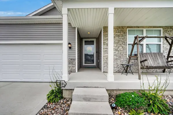 1608 Southbridge Drive, Adel, IA 50003