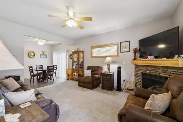 2237 3rd Avenue SW, Altoona, IA 50009