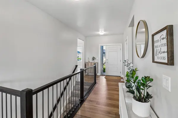 308 Creekside Drive SW, Bondurant, IA 50035