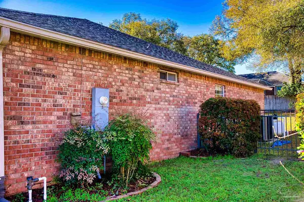 3058 Liana Ln, Pensacola, FL 32505