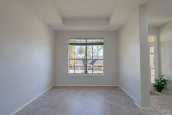 3058 Liana Ln, Pensacola, FL 32505