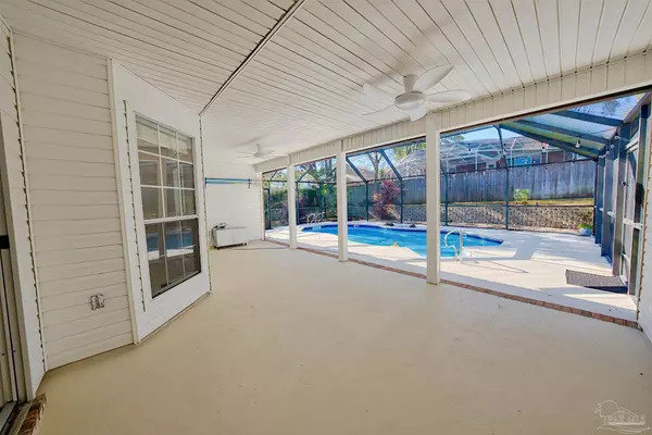 3058 Liana Ln, Pensacola, FL 32505