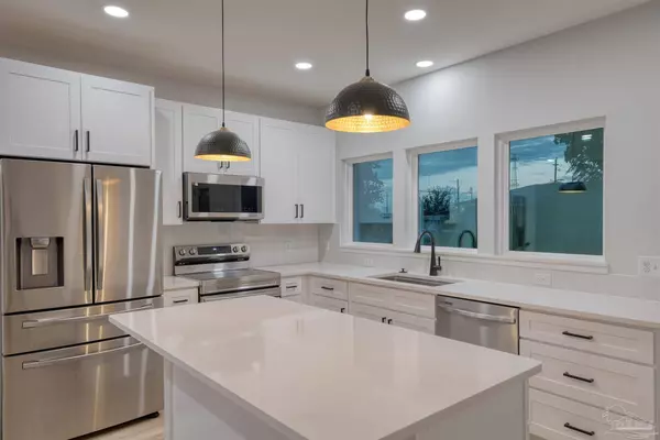 315 N Pace Blvd, Pensacola, FL 32505