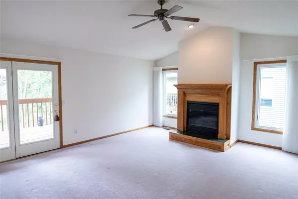 1126 SE Mallard Creek Drive, Ankeny, IA 50021