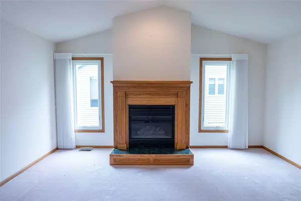 1126 SE Mallard Creek Drive, Ankeny, IA 50021