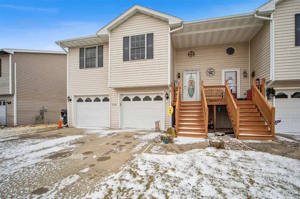 715 SE Kensington Road, Ankeny, IA 50021