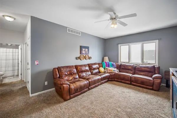 715 SE Kensington Road, Ankeny, IA 50021