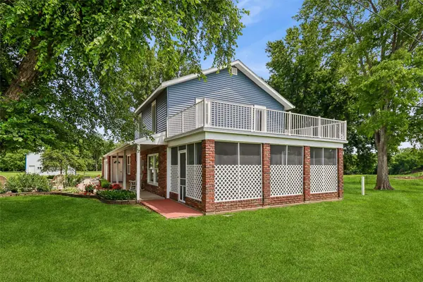 1259 Hwy 63 Highway, New Sharon, IA 50207