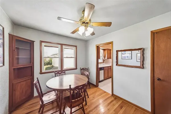 1812 Pearl Drive, West Des Moines, IA 50265