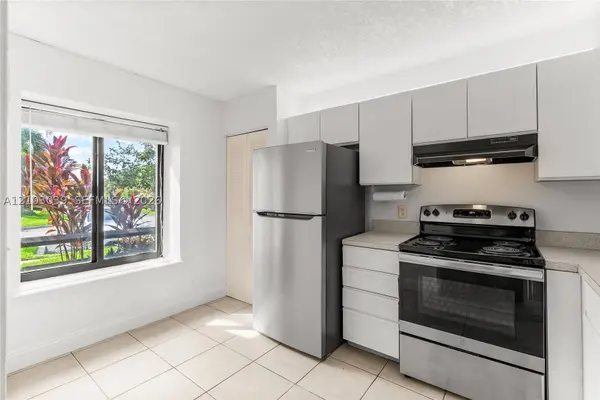 4410 NW 92nd Way, Sunrise, FL 33351