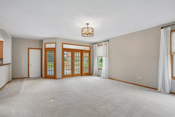 803 NE Rosewood Lane, Ankeny, IA 50021