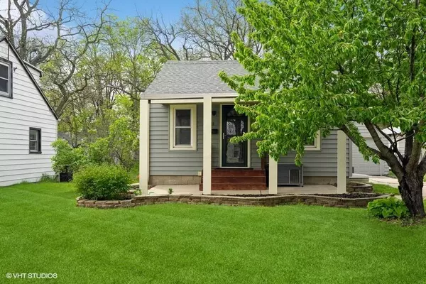 512 14th Street, West Des Moines, IA 50265