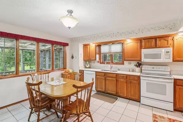 102 Country Club Drive, Osceola, IA 50213