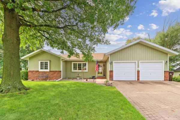 102 Country Club Drive, Osceola, IA 50213