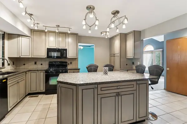 124 25th Court, West Des Moines, IA 50265