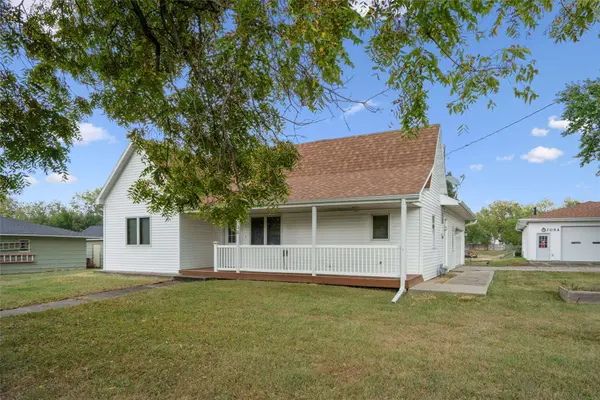 708 Grand Avenue, New Virginia, IA 50210