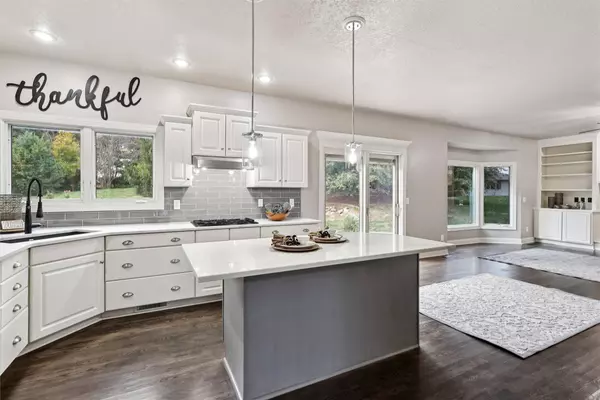 315 Turnberry Drive, Norwalk, IA 50211