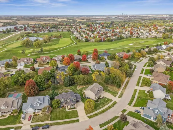 315 Turnberry Drive, Norwalk, IA 50211