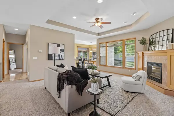 520 Crescent Lane, Norwalk, IA 50211