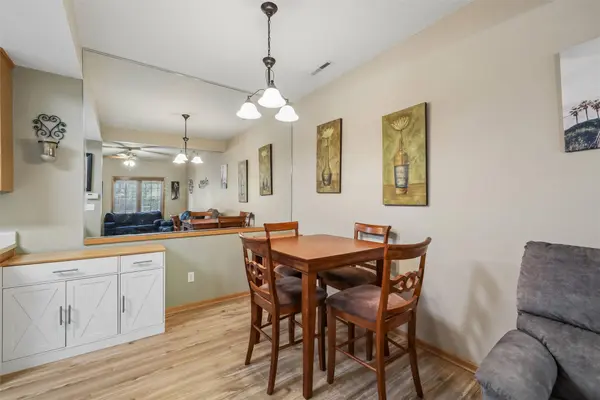 1153 S 52nd Street #1407, West Des Moines, IA 50265
