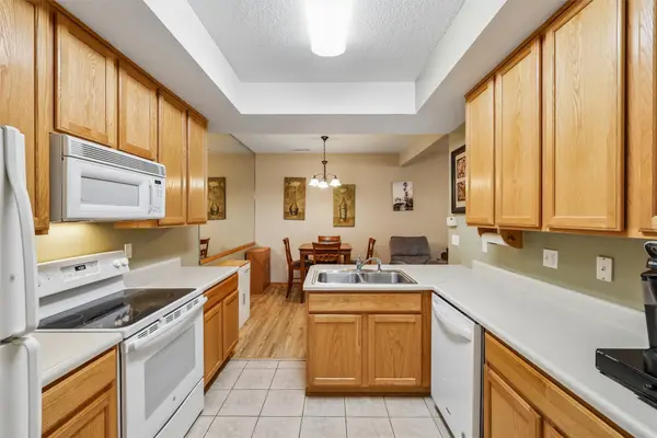 1153 S 52nd Street #1407, West Des Moines, IA 50265