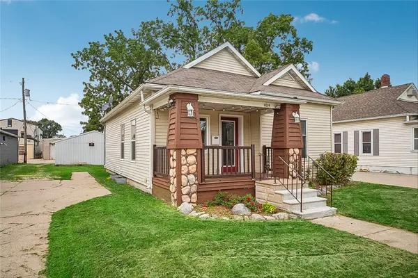 404 4th Street, West Des Moines, IA 50265
