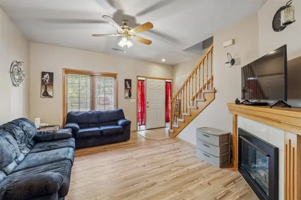 1153 S 52nd Street #1407, West Des Moines, IA 50265