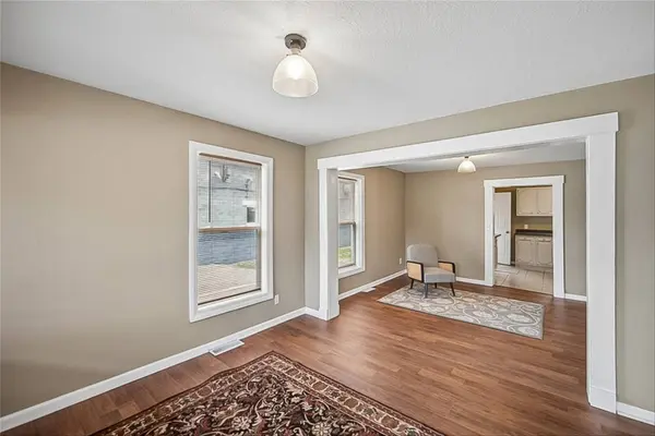 404 4th Street, West Des Moines, IA 50265