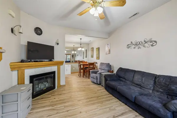 1153 S 52nd Street #1407, West Des Moines, IA 50265
