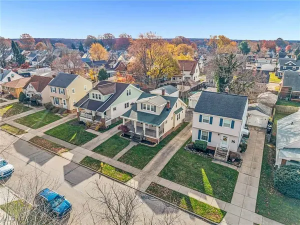 6907 Orchard AVE, Parma, OH 44129