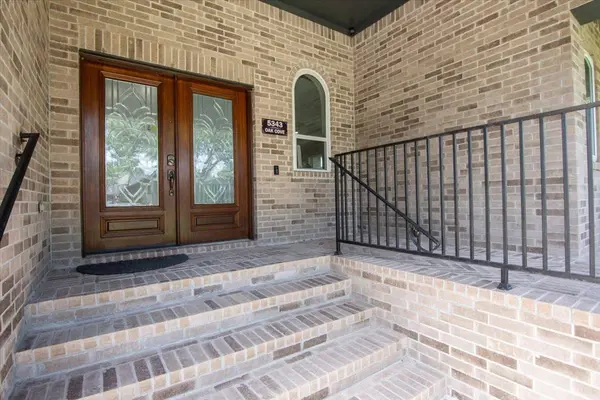 5343 Oak Cove DR, Houston, TX 77091