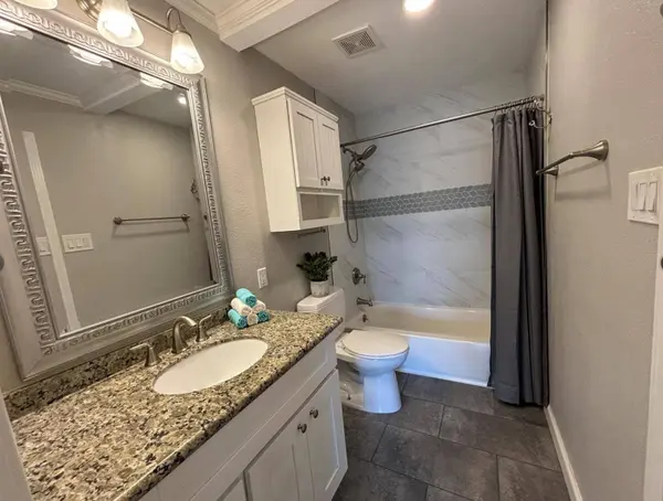 18519 Egret Bay BLVD #1405, Webster, TX 77058