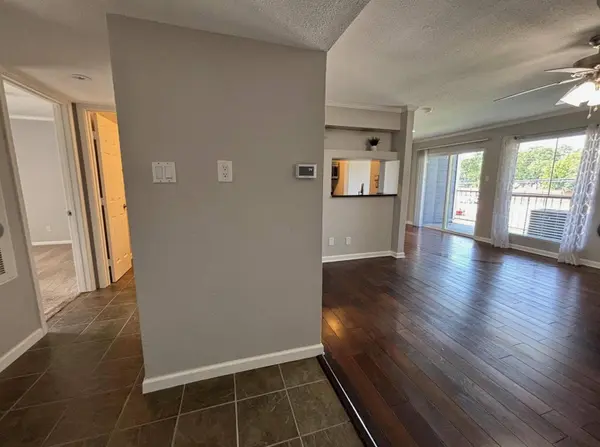 18519 Egret Bay BLVD #1405, Webster, TX 77058